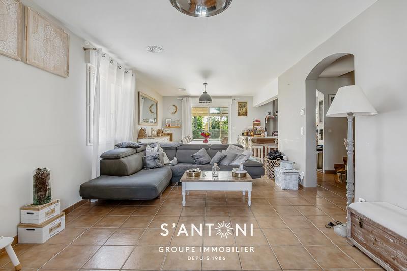 Maison - 153 m² - 7 pièces