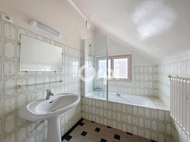 Maison - 95 m² - 3 pièces