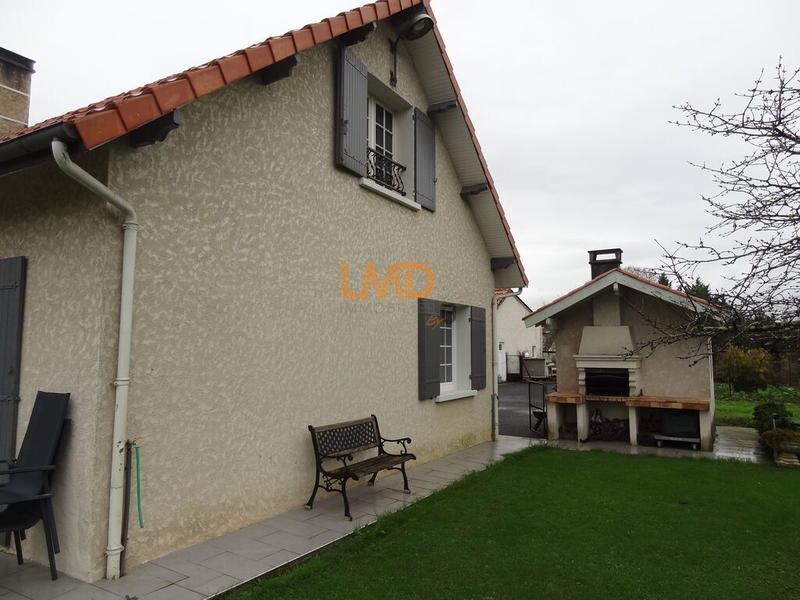 Maison - 139 m² - 7 pièces