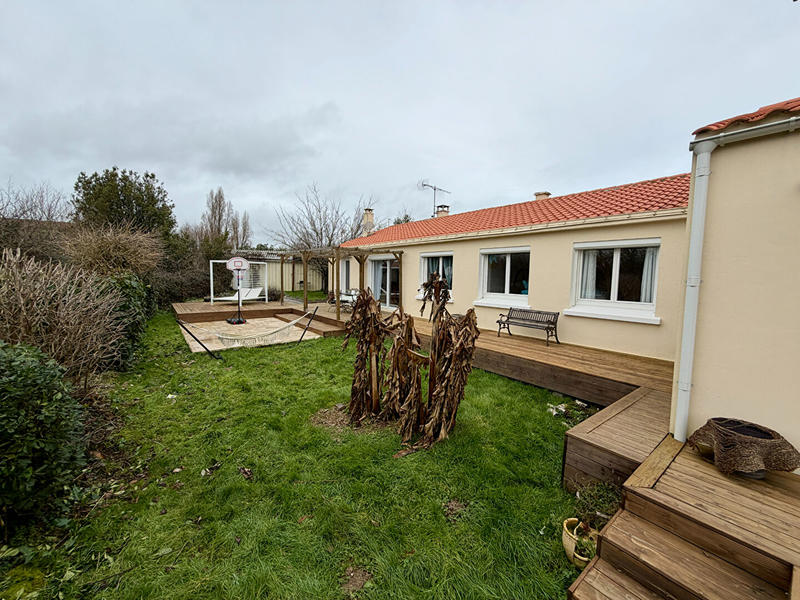 Maison - 145 m² - 6 pièces