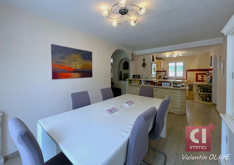 Maison - 143 m² - 6 pièces