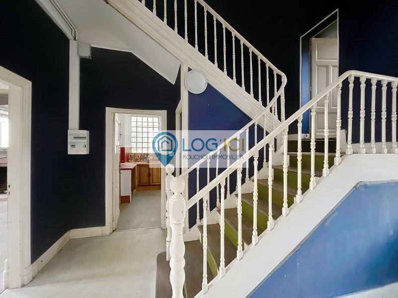 Maison - 205 m² - 8 pièces