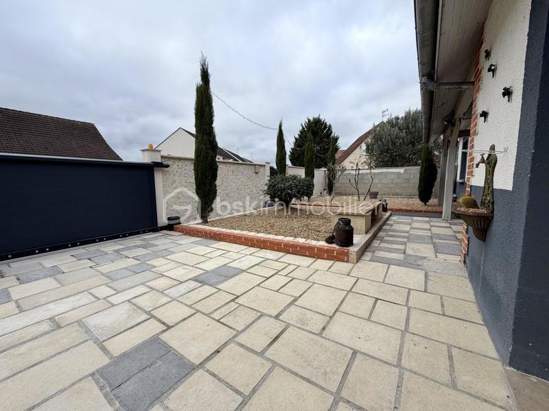 Maison - 105 m² - 4 pièces