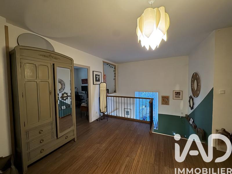 Maison - 273 m² - 11 pièces