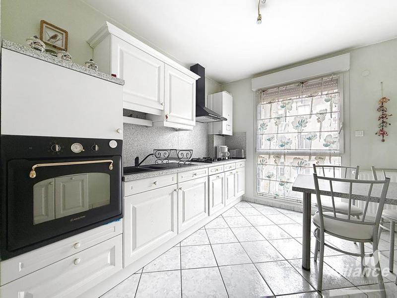 Appartement - 88 m² - 4 pièces