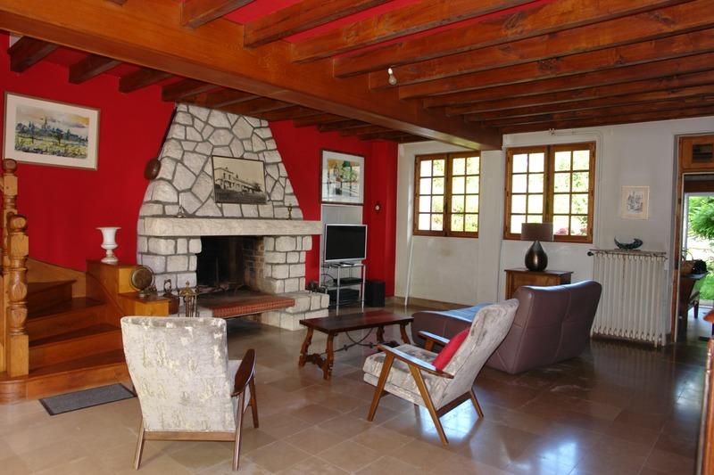 Maison - 211 m² - 6 pièces