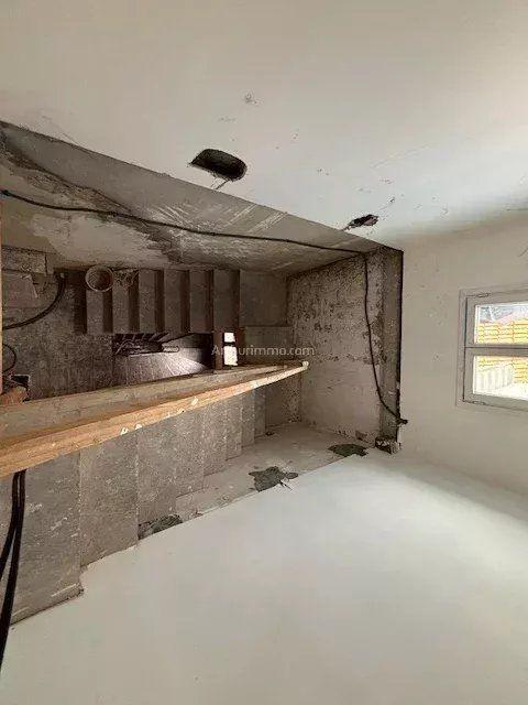 Immeuble - 160 m² - 8 pièces