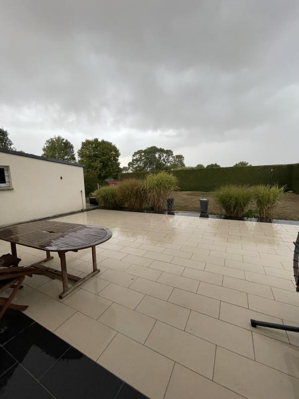 Propriété - 150 m² - 5 pièces