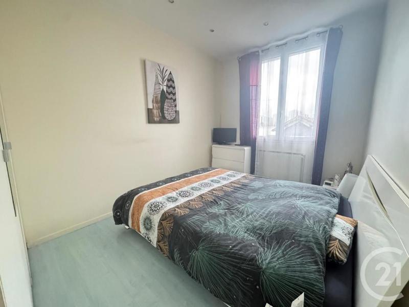 Maison - 84 m² - 4 pièces