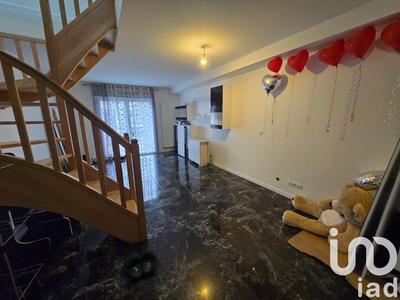 Maison - 97 m² - 5 pièces