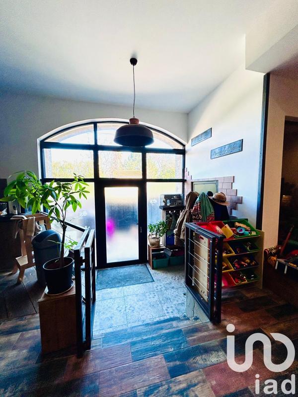 Maison - 200 m² - 5 pièces