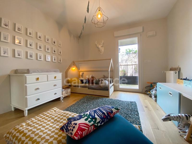 Appartement bourgeois - 75 m² - 3 pièces