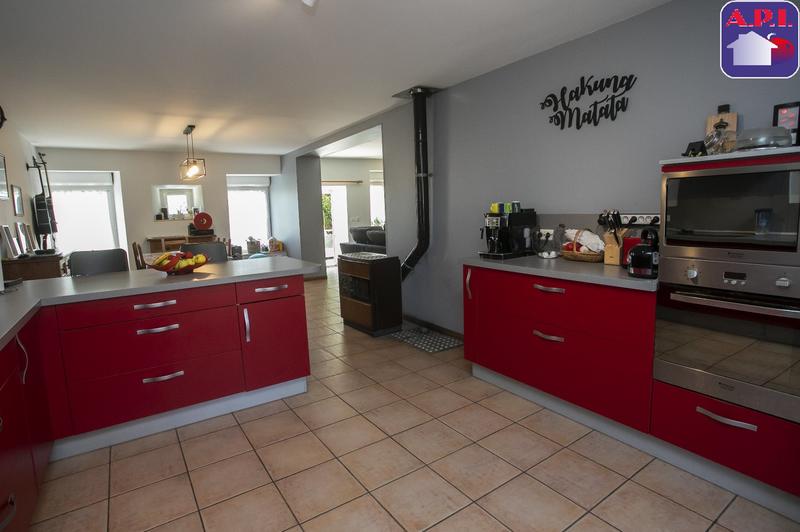 Propriété - 282 m² - 12 pièces