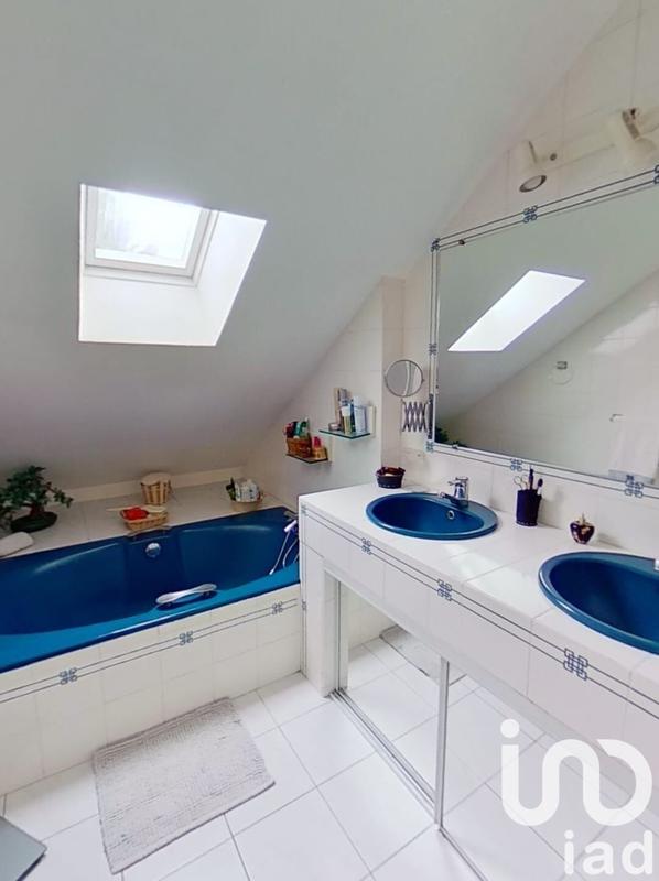 Maison de maîtres - 263 m² - 8 pièces