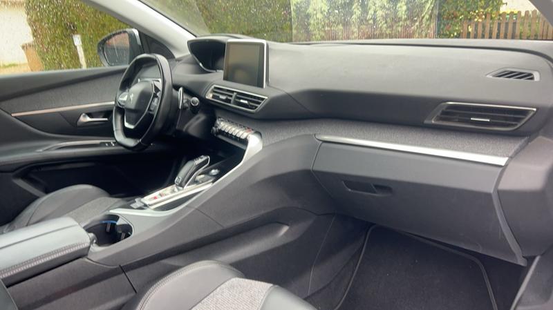 Peugeot 3008 II 1.5 BlueHDi 130 Eat8 Allure Business