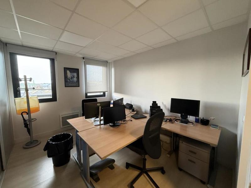 Local d'activité / Entrepôt - 439 m²