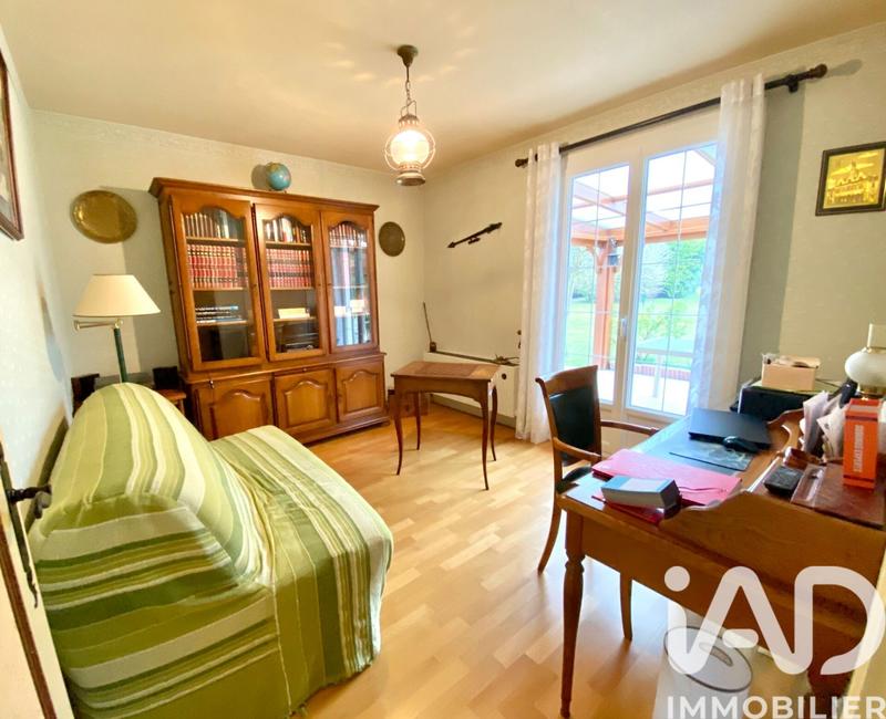 Maison - 180 m² - 7 pièces