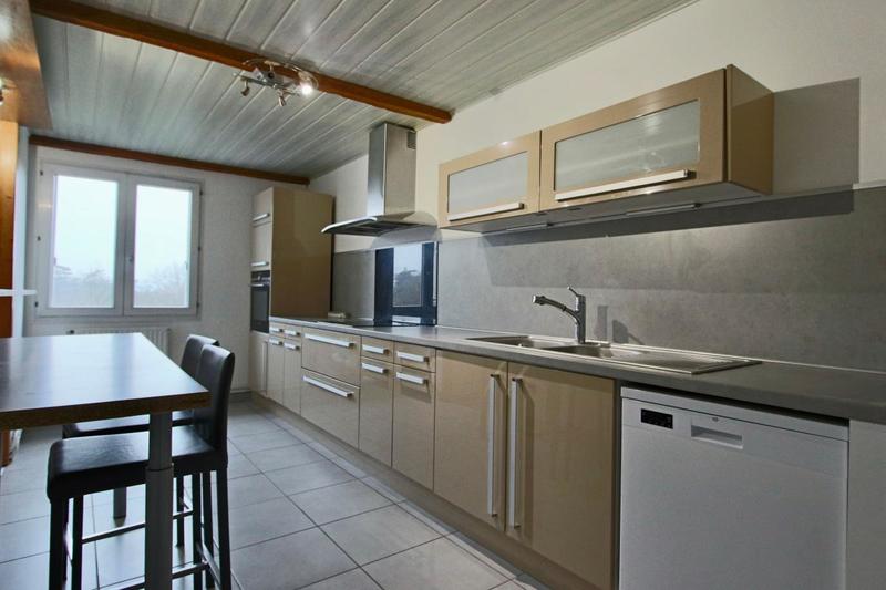 Appartement - 102 m² - 5 pièces