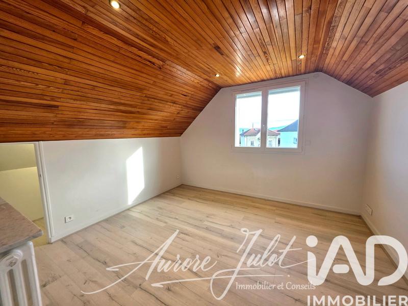 Maison - 199 m² - 6 pièces