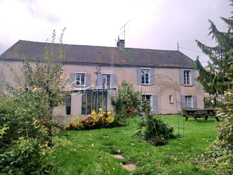 Moulin - 216 m² - 7 pièces