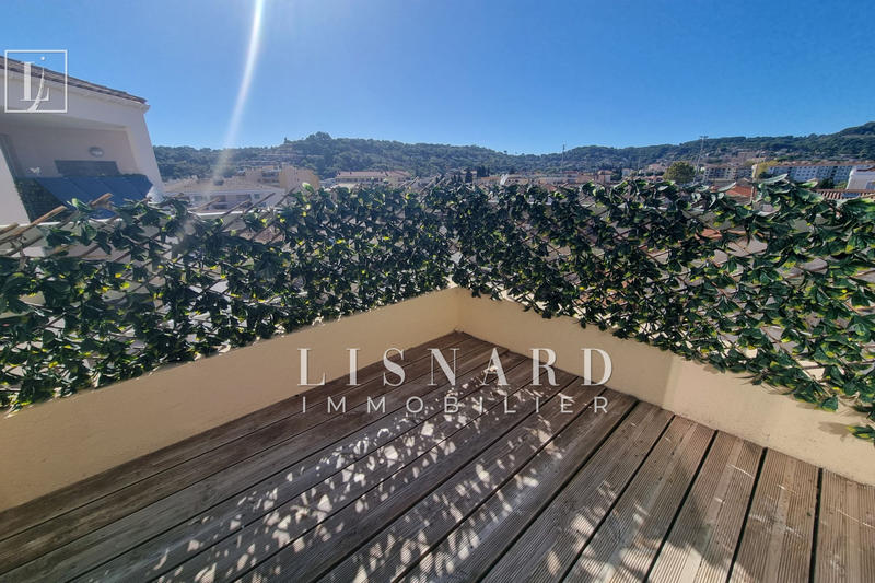 Appartement - 80 m² - 3 pièces