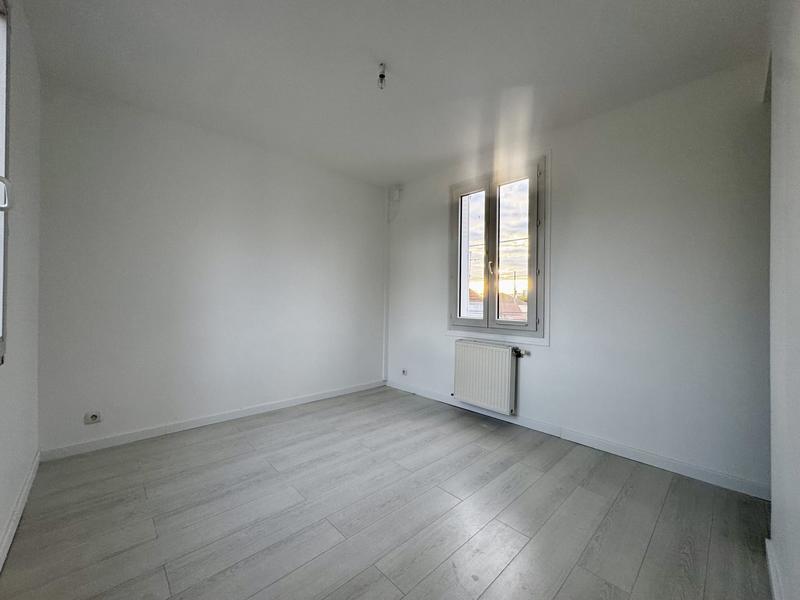 Maison - 82 m² - 5 pièces