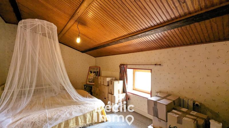 Maison - 260 m² - 8 pièces