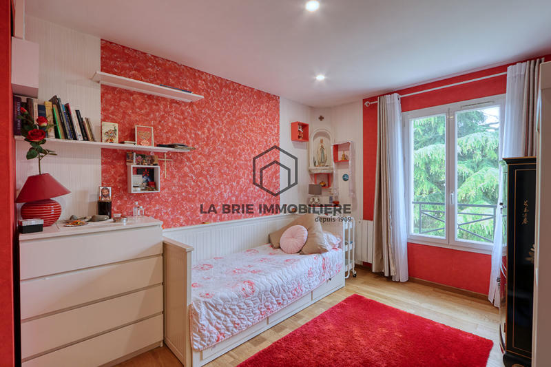 Maison - 192 m² - 8 pièces