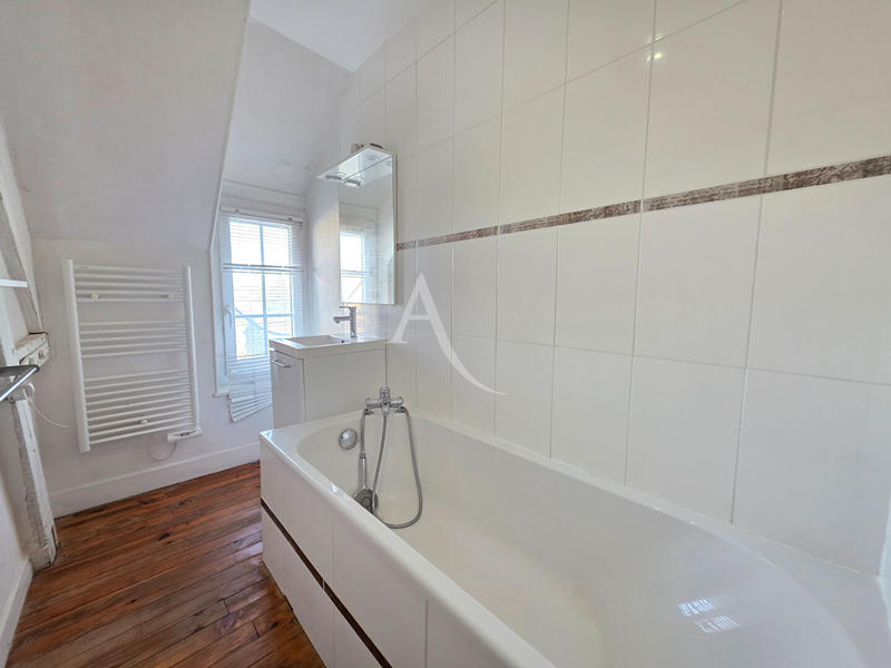 Maison de ville - 85 m² - 3 pièces