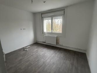 Appartement ancien - 62 m² - 3 pièces