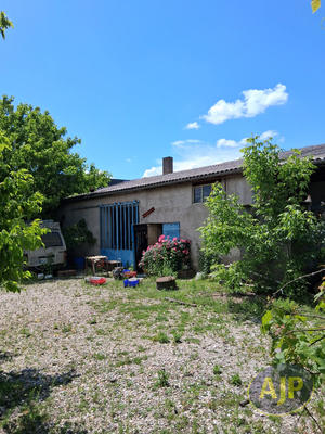 Maison - 170 m² - 12 pièces