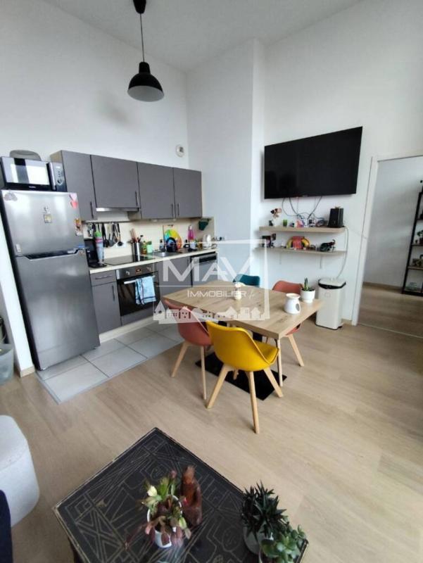 Loft - 57 m² - 3 pièces