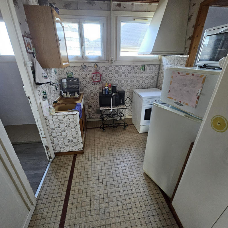 Appartement - 80 m² - 6 pièces