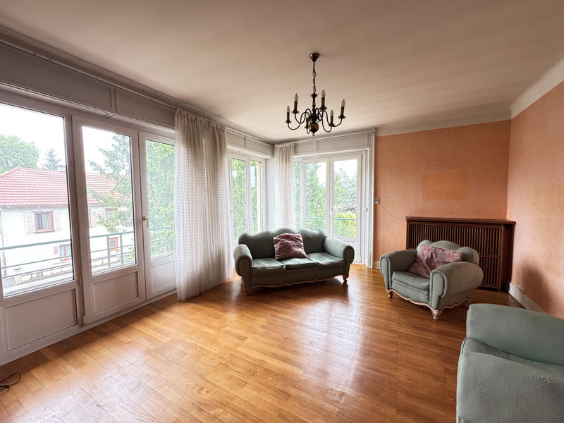 Maison - 258 m² - 8 pièces