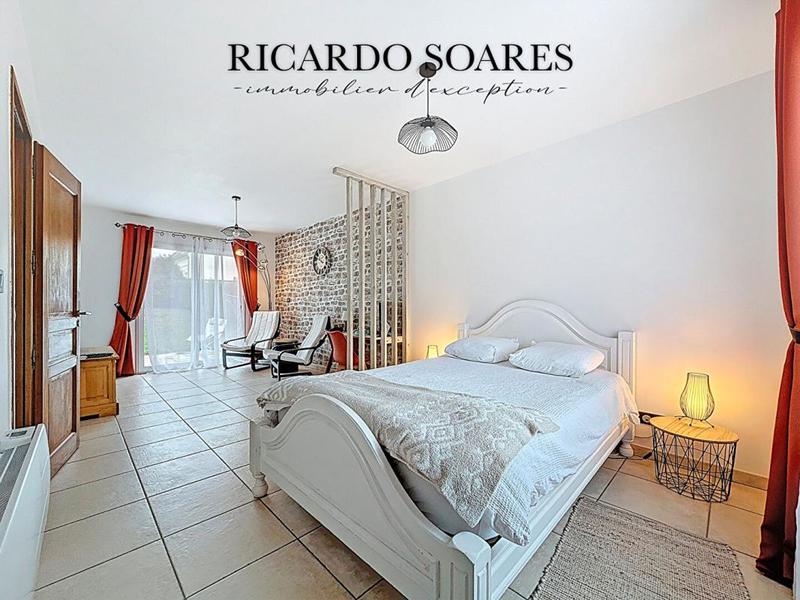 Maison - 242 m² - 7 pièces