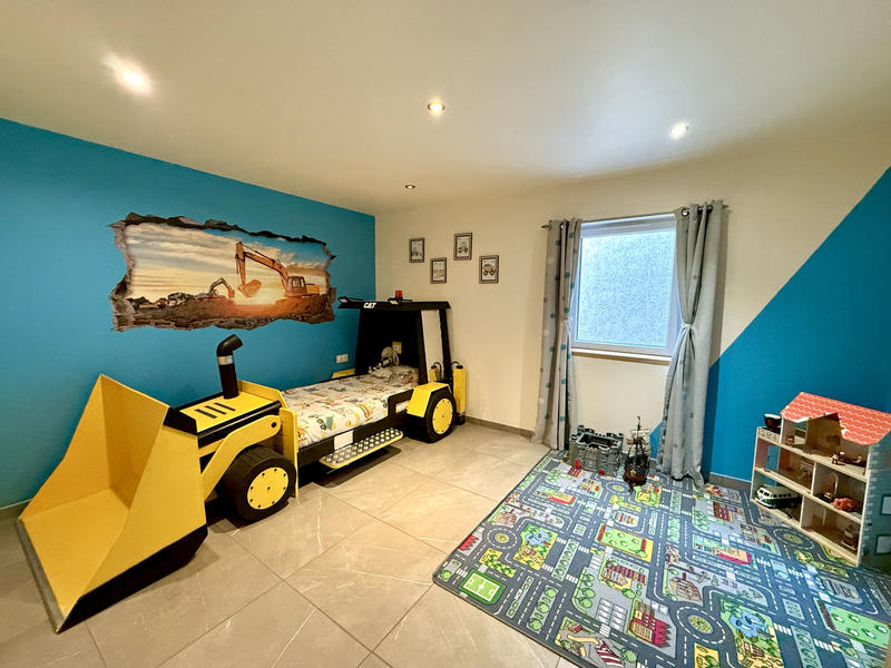 Maison - 185 m² - 5 pièces