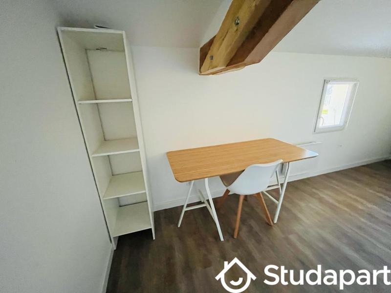 Chambre - 50 m² - 1 pièce