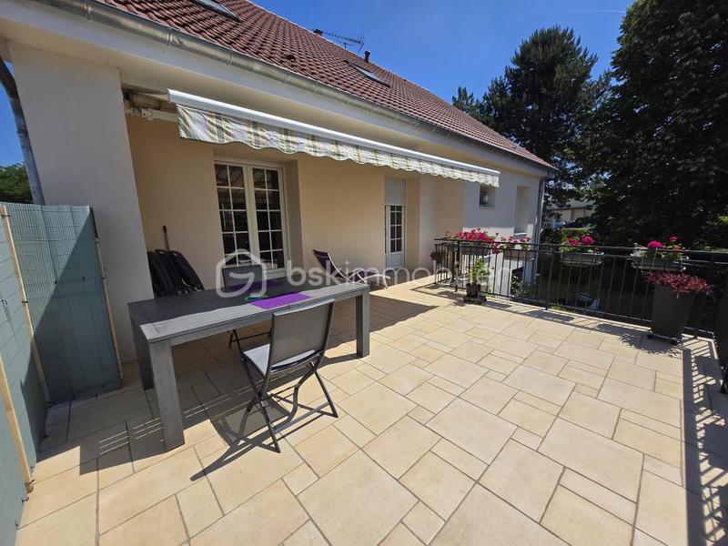 Pavillon - 182 m² - 6 pièces