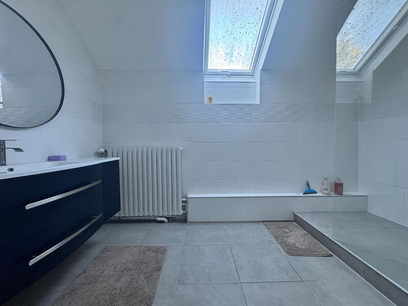 Maison - 151 m² - 6 pièces