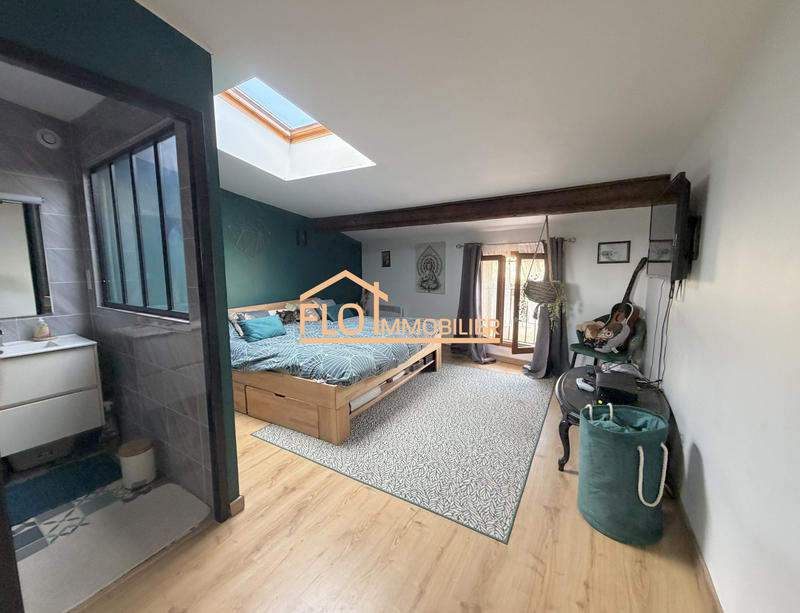 Maison - 96 m² - 5 pièces