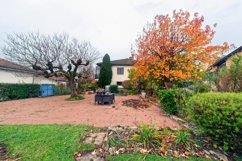 Maison - 150 m² - 8 pièces