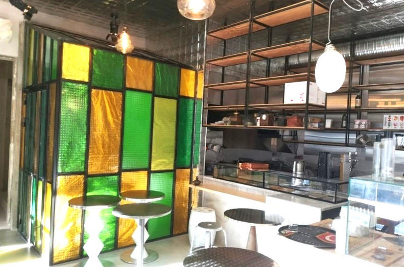 Maison - 350 m² - 10 pièces