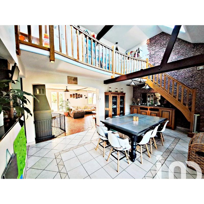 Maison - 160 m² - 8 pièces