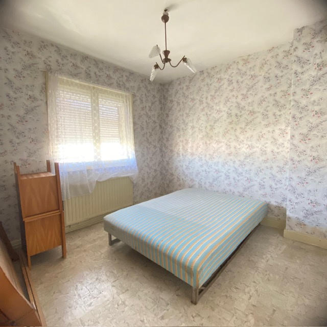 Maison - 87 m² - 6 pièces