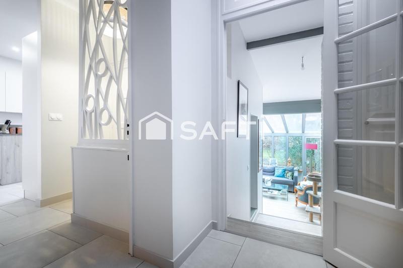 Maison - 188 m² - 8 pièces