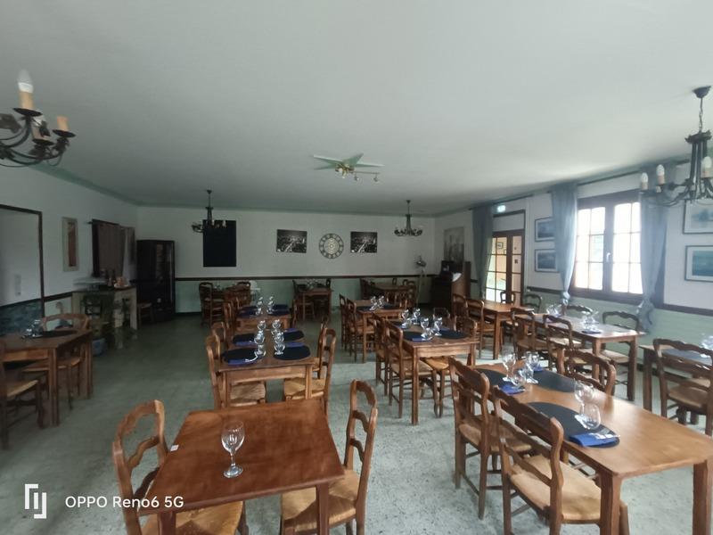 Local commercial - 350 m² - 8 pièces