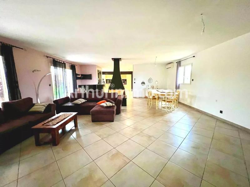 Maison - 170 m² - 6 pièces