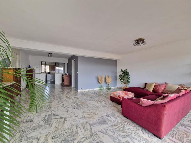 Appartement - 112 m² - 3 pièces