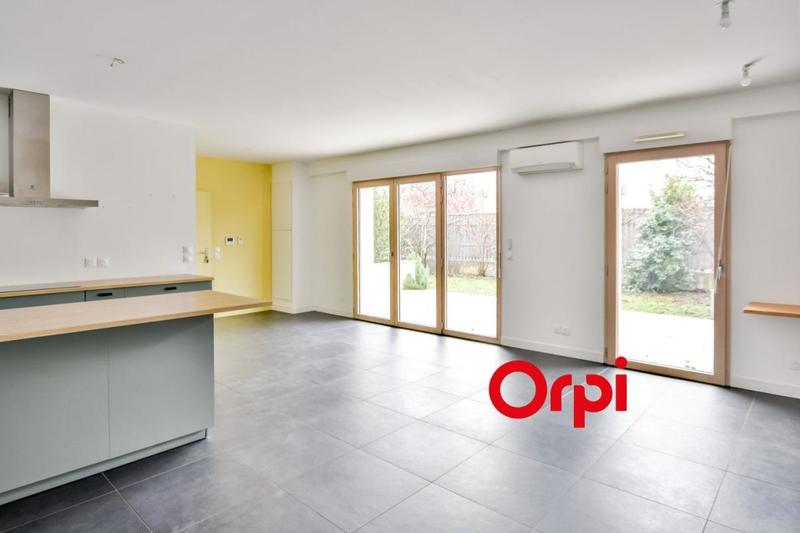 Appartement - 94 m² - 4 pièces