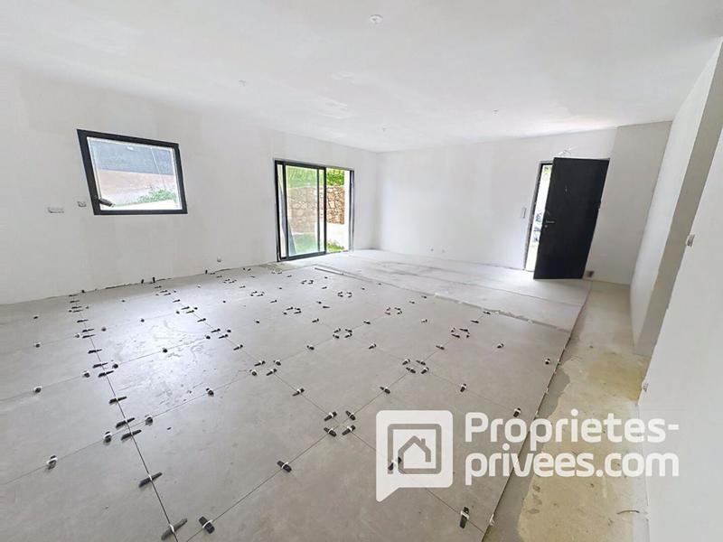 Appartement - 80 m² - 3 pièces